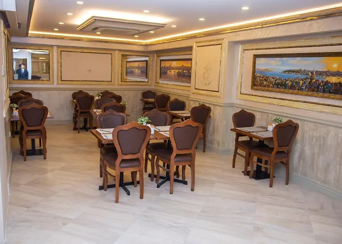 Hhk Downtown Hotel 4*