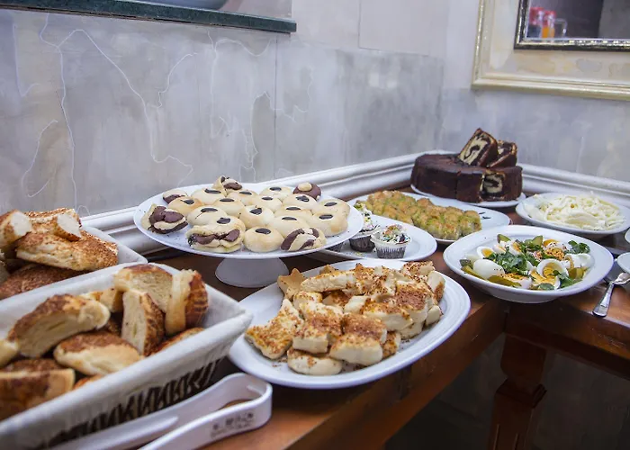 Hhk Downtown Hotel
