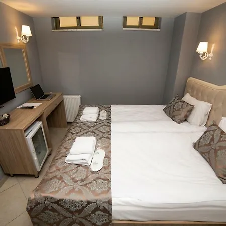 Hhk Downtown Szálloda 4*