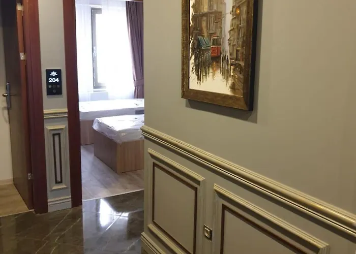 Otel Hhk Downtown 4*